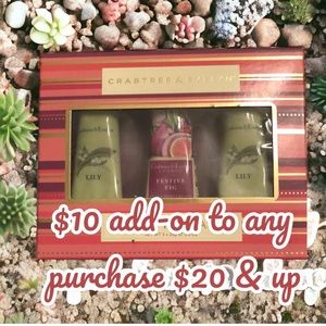NWT Crabtree & Evelyn Box set of therapeutic hand cream.
